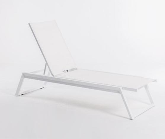 l371 white