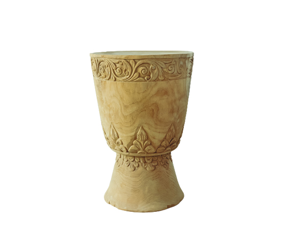 Stool butglas carving